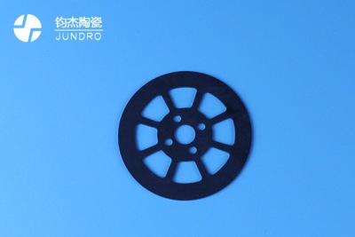 陶瓷精雕機(jī)加工碳化硅注意事項